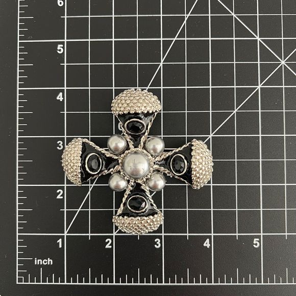 Vintage Maltese Cross Brooch Pin Faux Pearl Enamel Rhinestone 3" Statement Heavy - Picture 8 of 10
